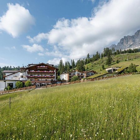 Moseralm Dolomiti Spa Resort Nova Levante Exterior photo