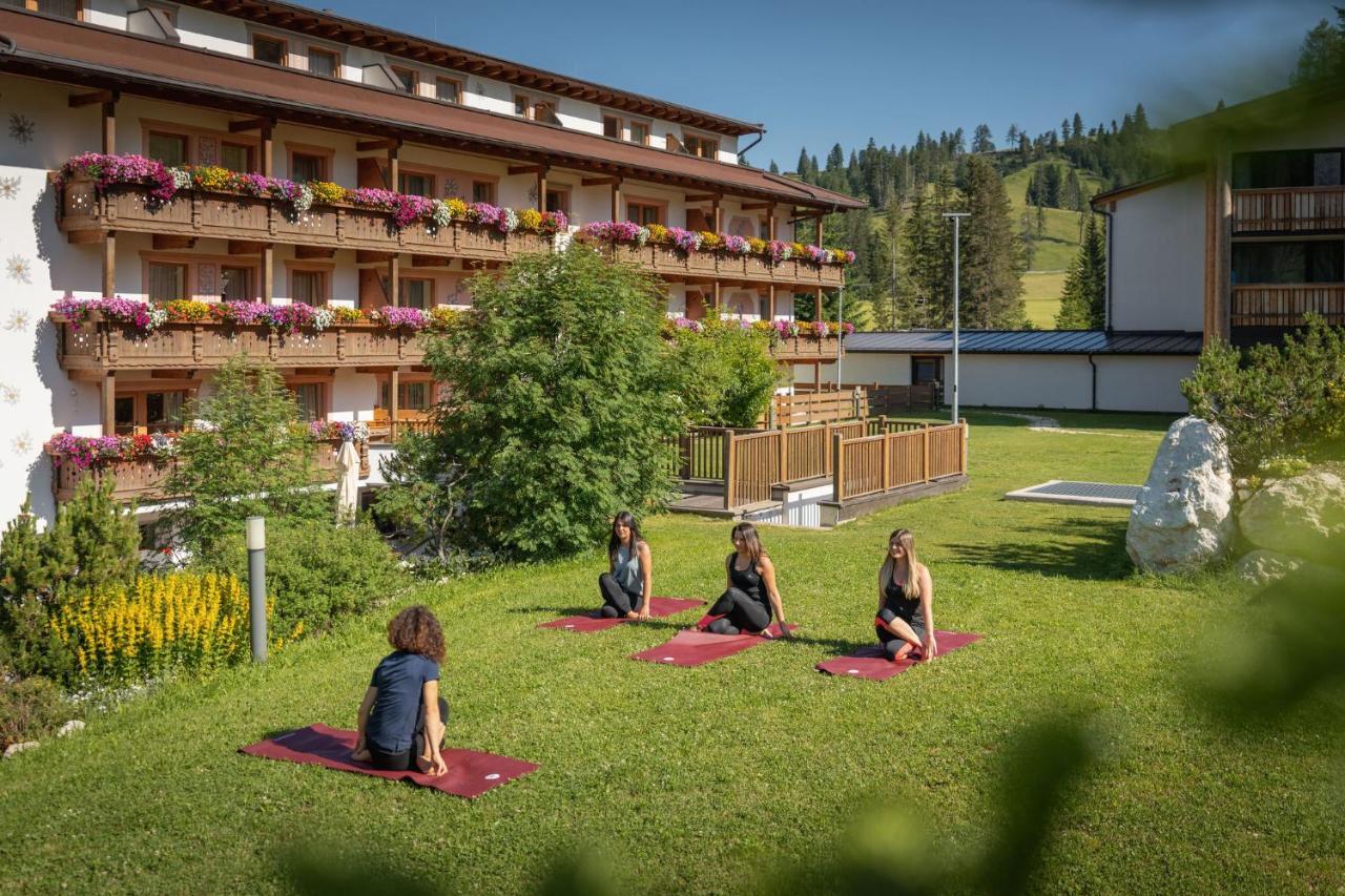Moseralm Dolomiti Spa Resort Nova Levante Exterior photo