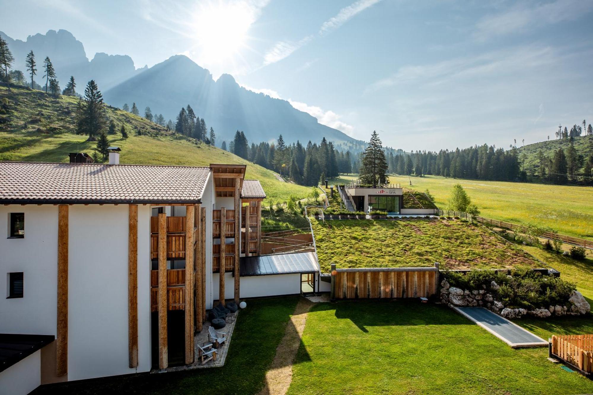 Moseralm Dolomiti Spa Resort Nova Levante Exterior photo