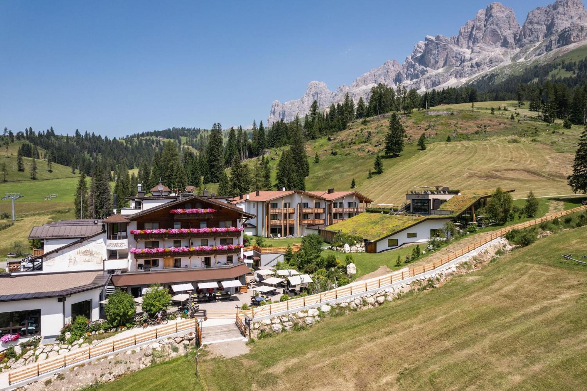 Moseralm Dolomiti Spa Resort Nova Levante Exterior photo
