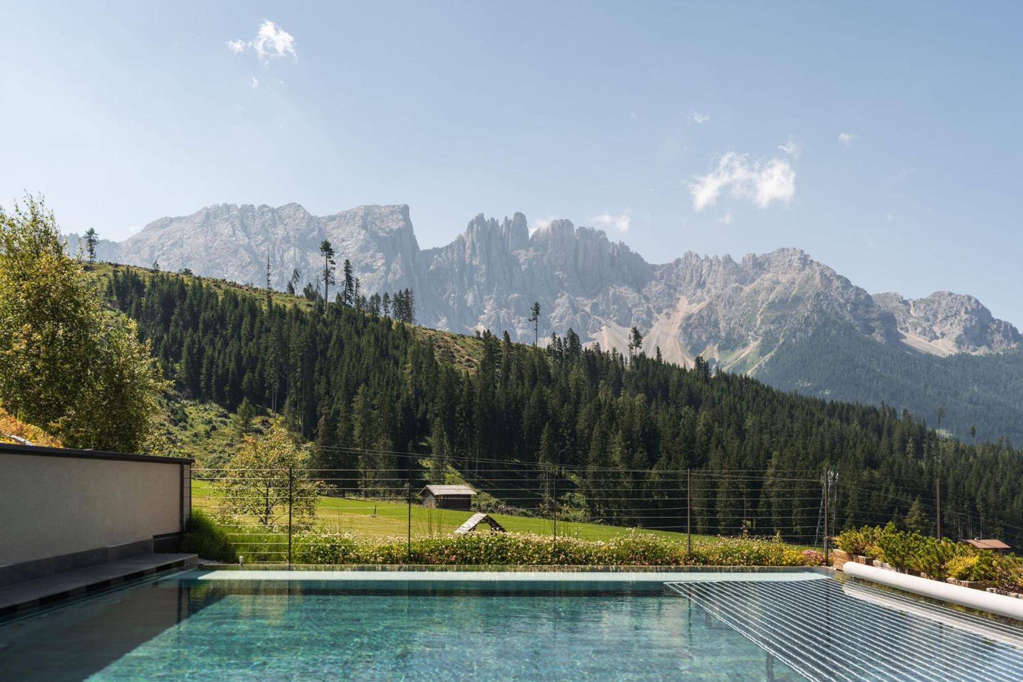 Moseralm Dolomiti Spa Resort Nova Levante Exterior photo